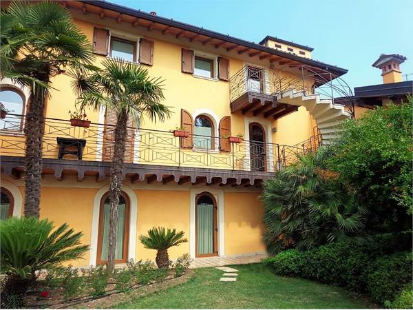 Boutique Hotel for sale in Manerba del Garda